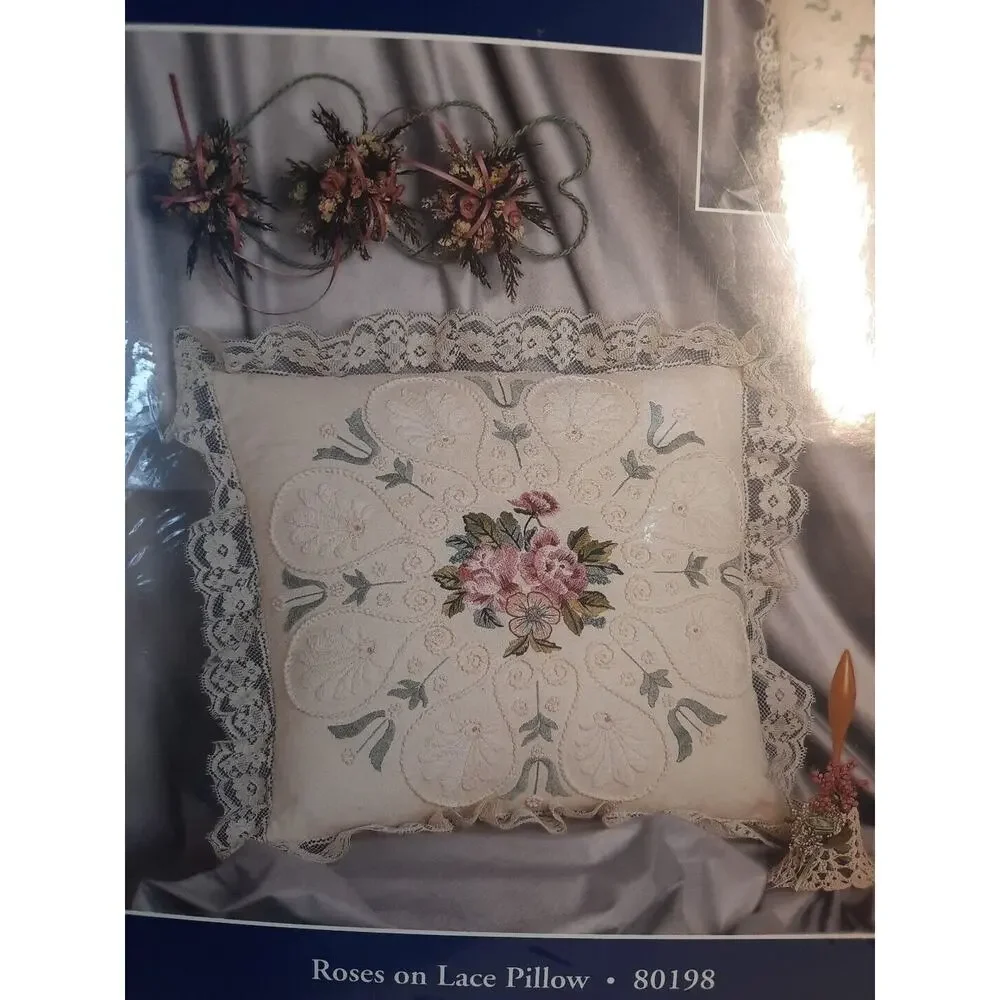 Vintage Candamar Designs Candlewicking Embroidery Kit Roses On Lace Pillow